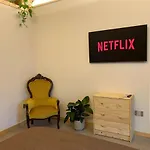 Rock & Wood - Apartment & Room